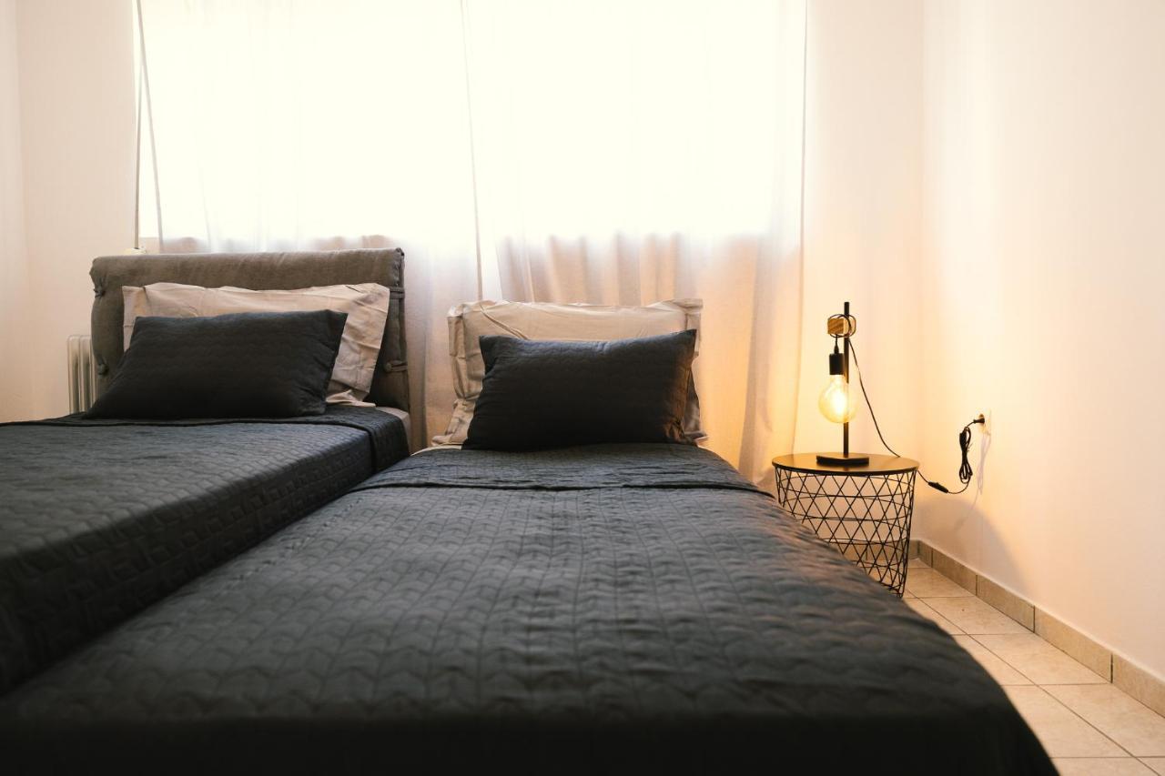 Spacious Apartment Close To The Sea And The City Center Athena Bagian luar foto